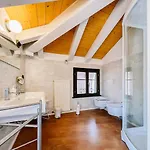 Crudis Luxury 4*