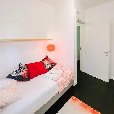 Πανσιόν Crudis Luxury 4*